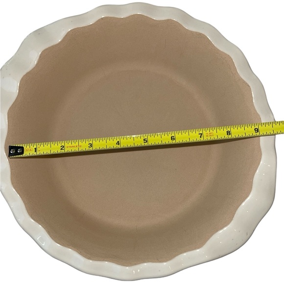 The Pampered Chef New Traditions Stoneware Deep Dish Pie Plate Vanilla - Picture 11 of 12